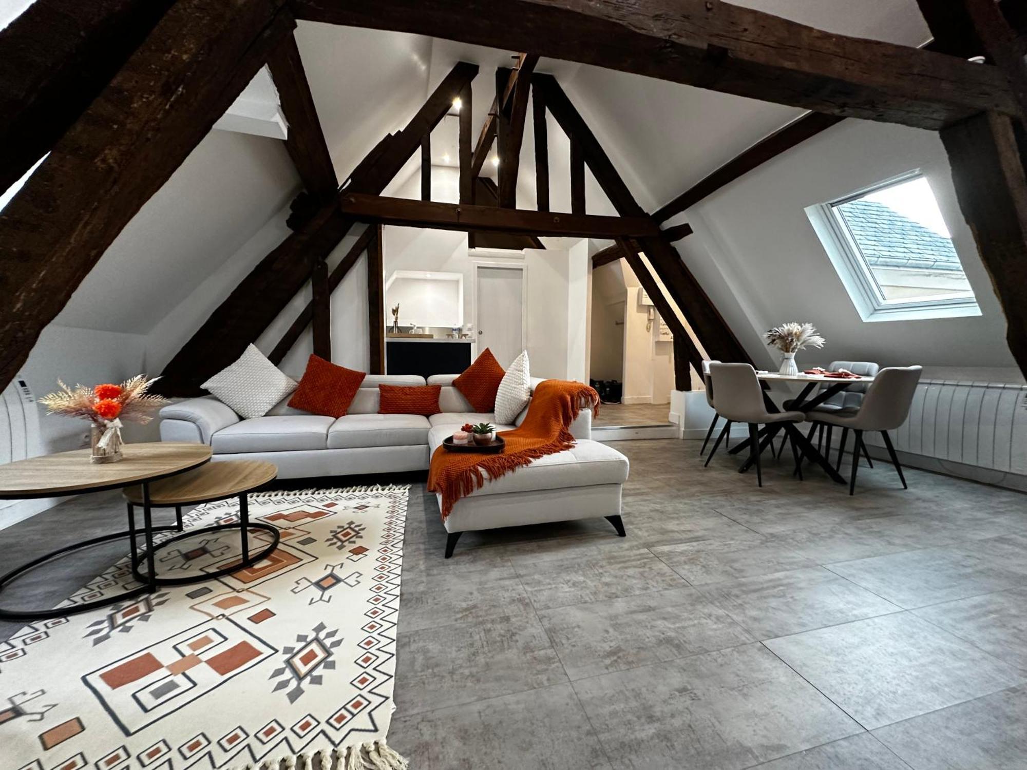 Apartament Charme, Poutres Et Elegance Chartres Zewnętrze zdjęcie